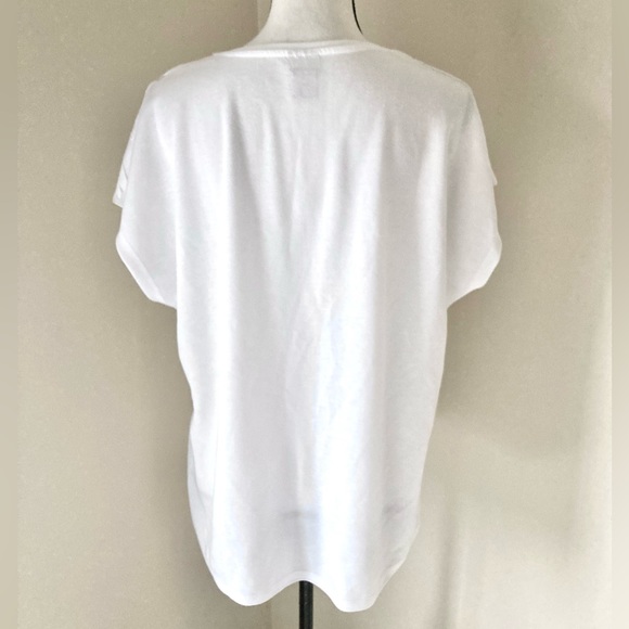 Chico’s Short-Sleeve Laser-Cut Foral Top Size XL - Picture 6 of 9